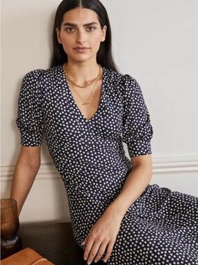 Boden Eva Jersey Navy and White Polka Dot V-Neck Midi Dress